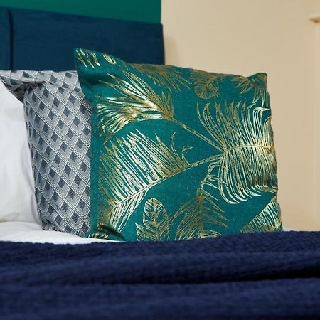Exquisite Cambridge Abode - Sleeps 6 - Parking Leilighet Eksteriør bilde