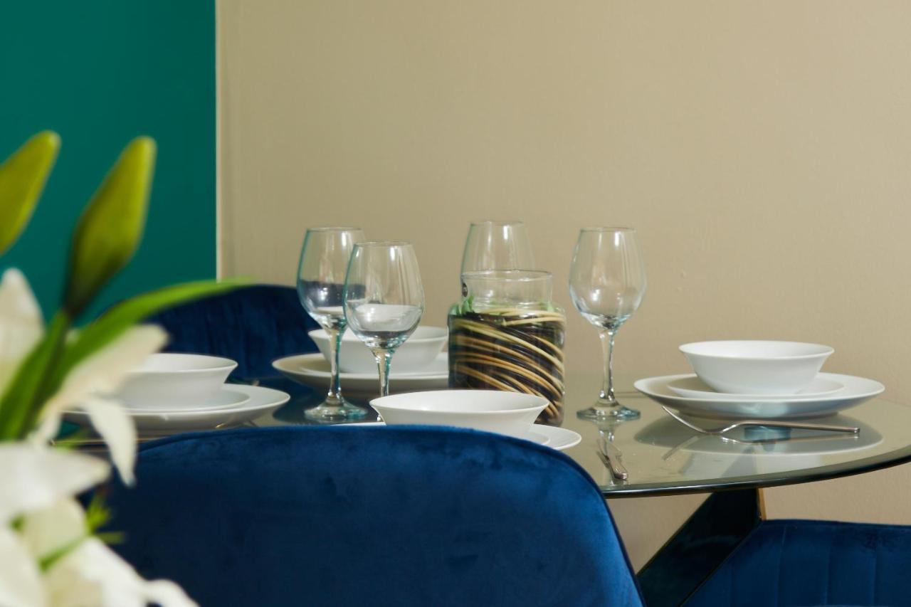 Exquisite Cambridge Abode - Sleeps 6 - Parking Leilighet Eksteriør bilde
