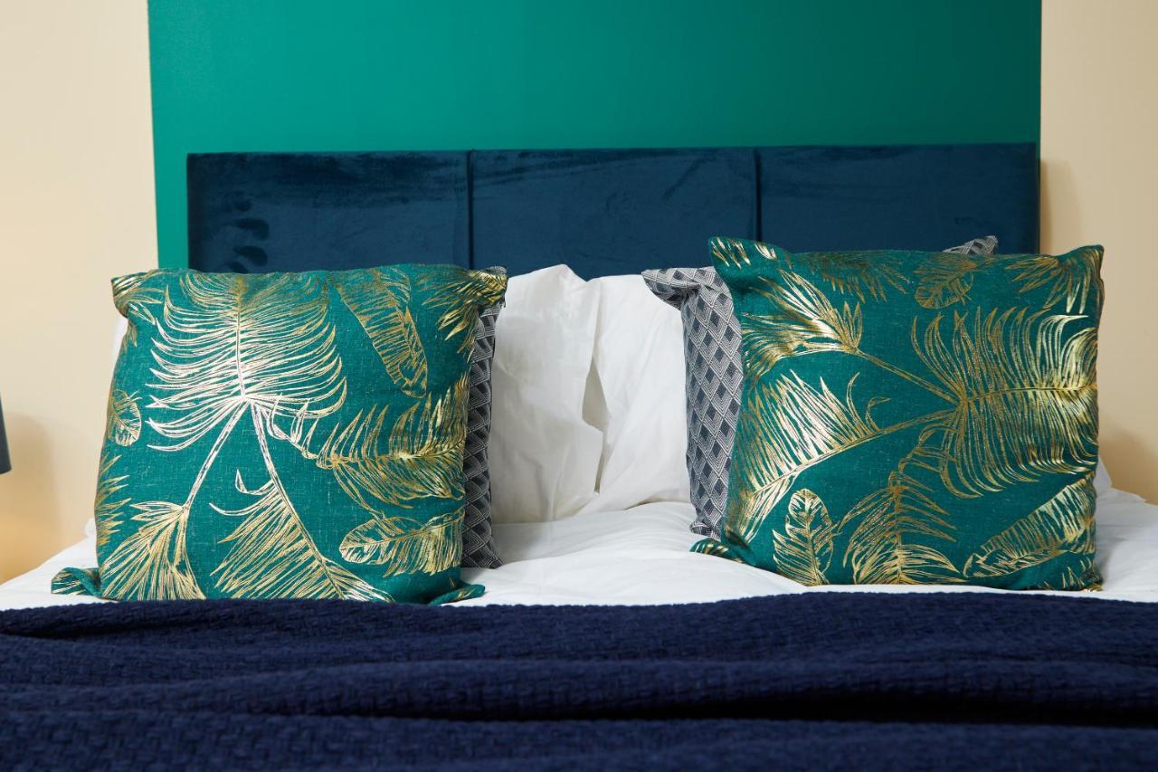 Exquisite Cambridge Abode - Sleeps 6 - Parking Leilighet Eksteriør bilde